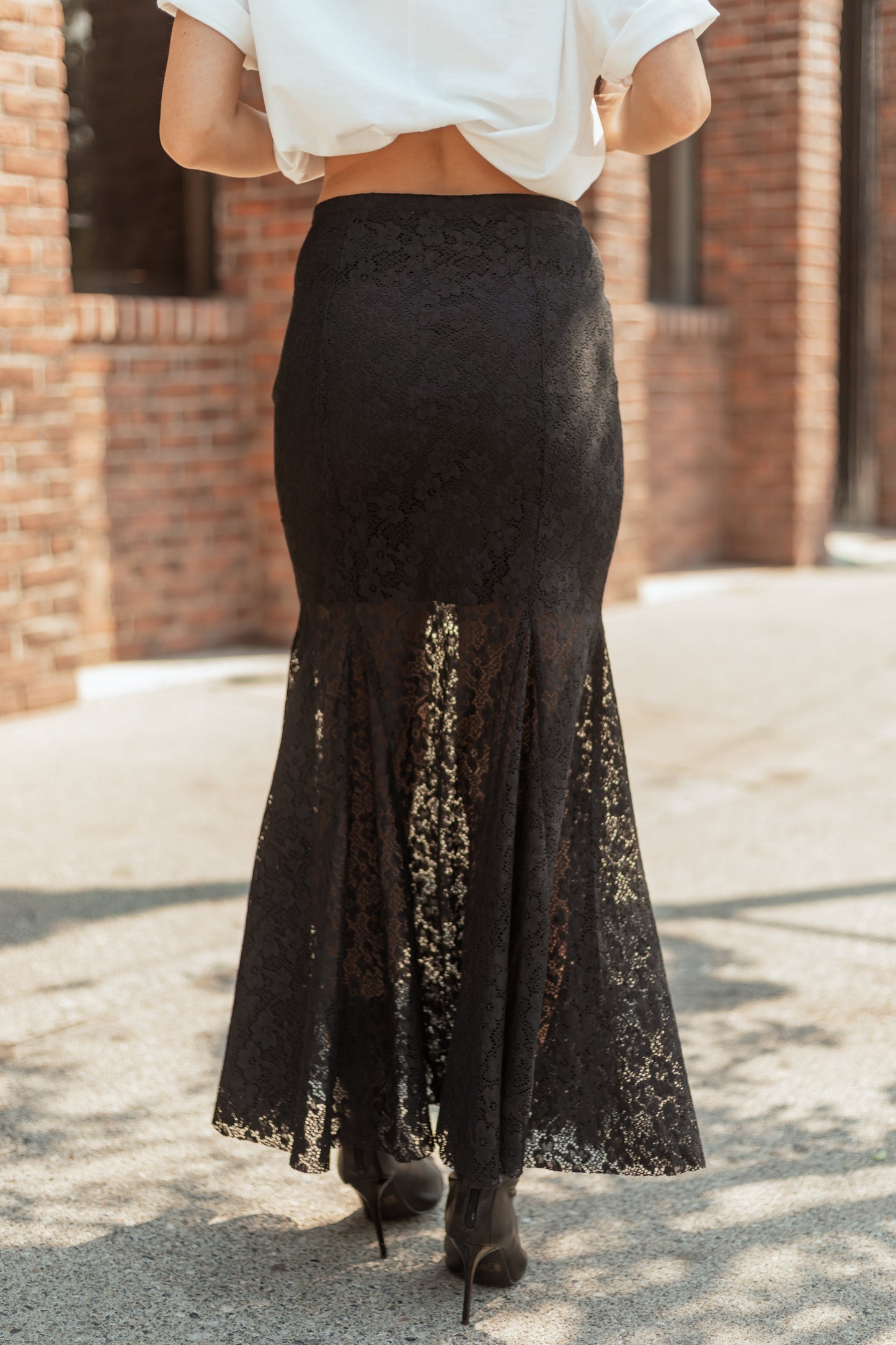 Black Floral Lace Mermaid Hem Maxi Skirt