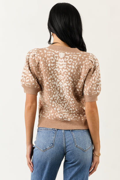 Entro Latte Abstract Print Short Sleeve Sweater Top