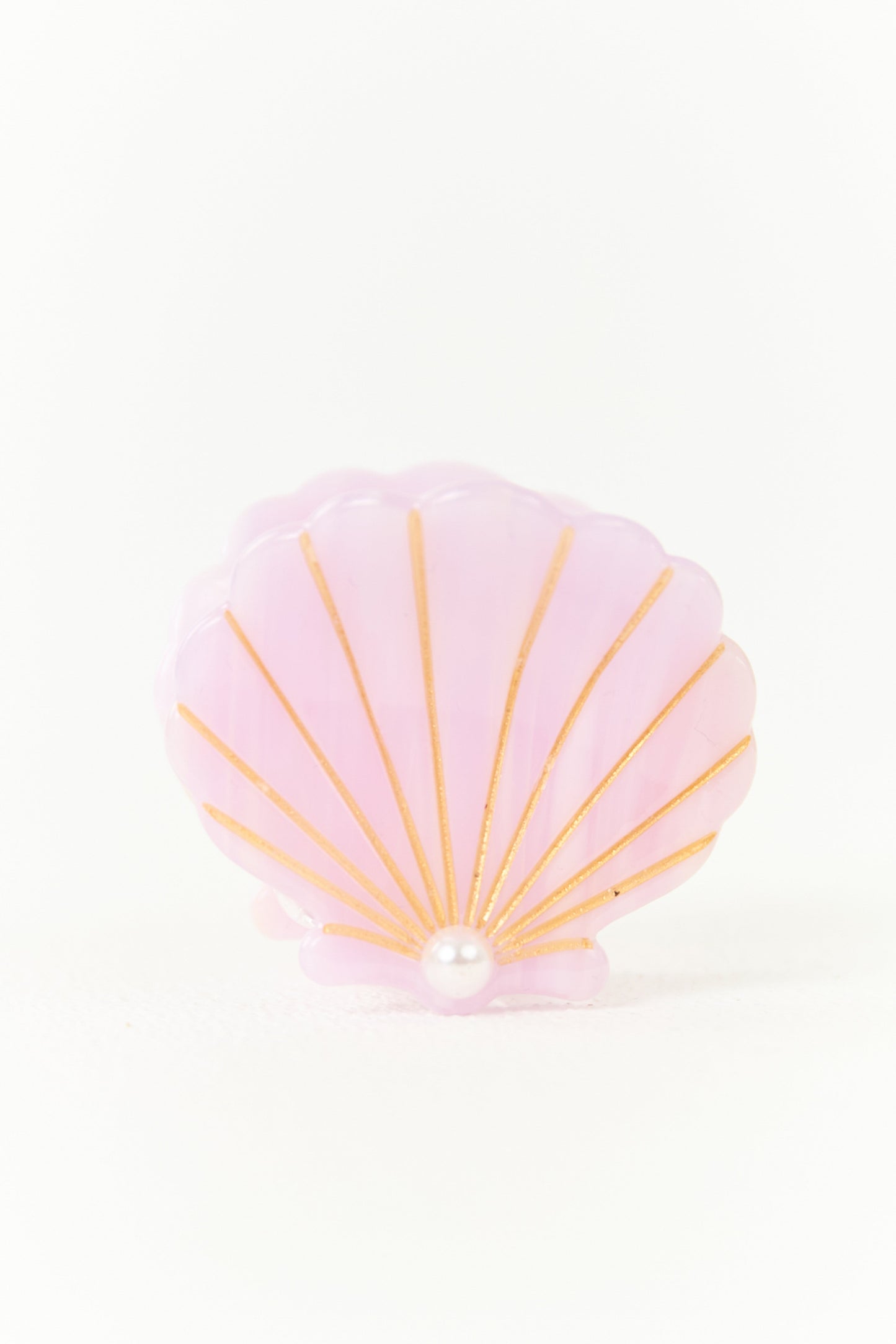 Light Mauve Pearl Detail Seashell Claw Hair Clip